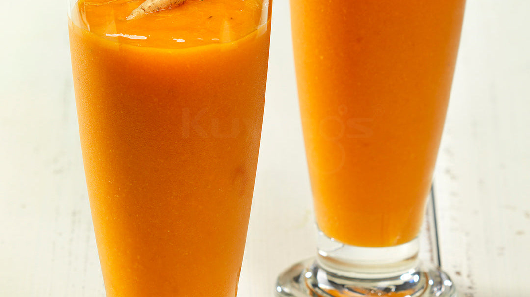 Ripe Persimmon Carrot Juice
