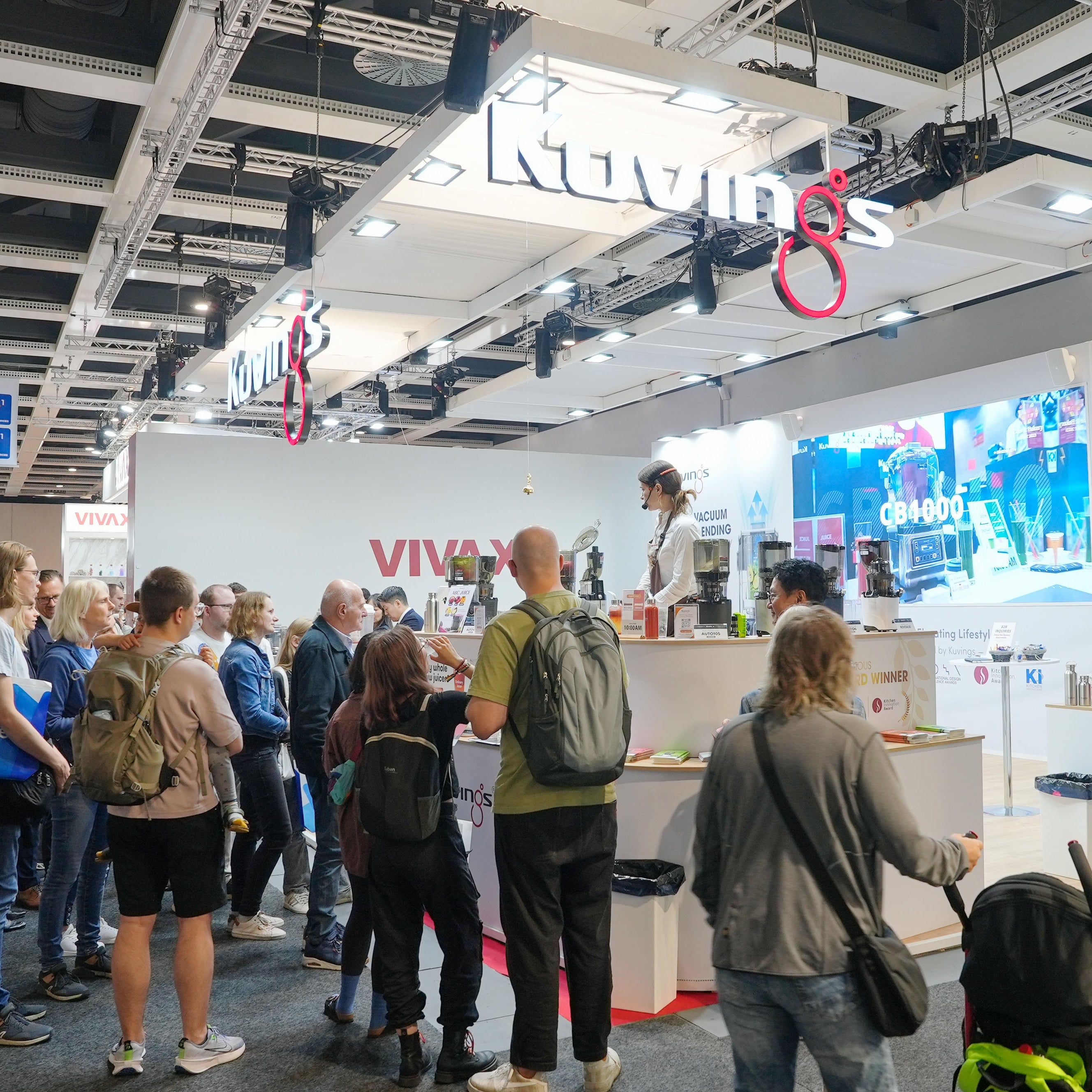 Kuvings Unveils AUTO Series Juicers and Vacuum Blenders CB1000 at IFA 2025