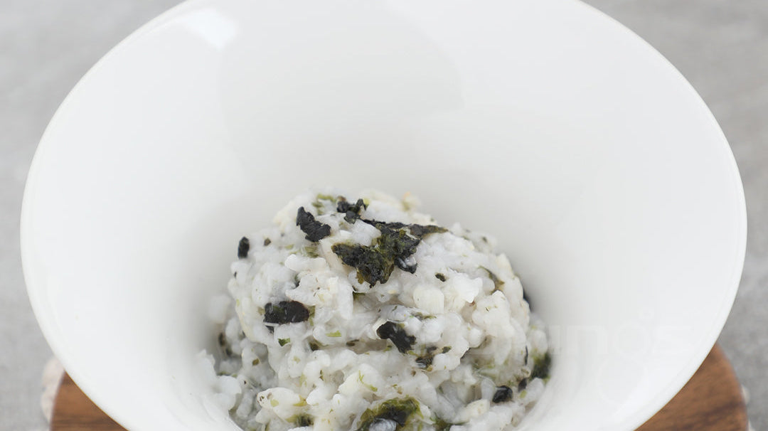 Cod Flesh and Dried Seaweed Porridge
