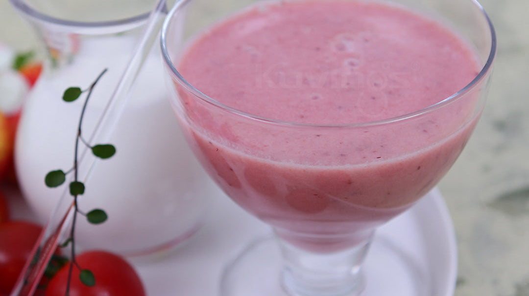 Juice with Tomato, Banana and Strawberry