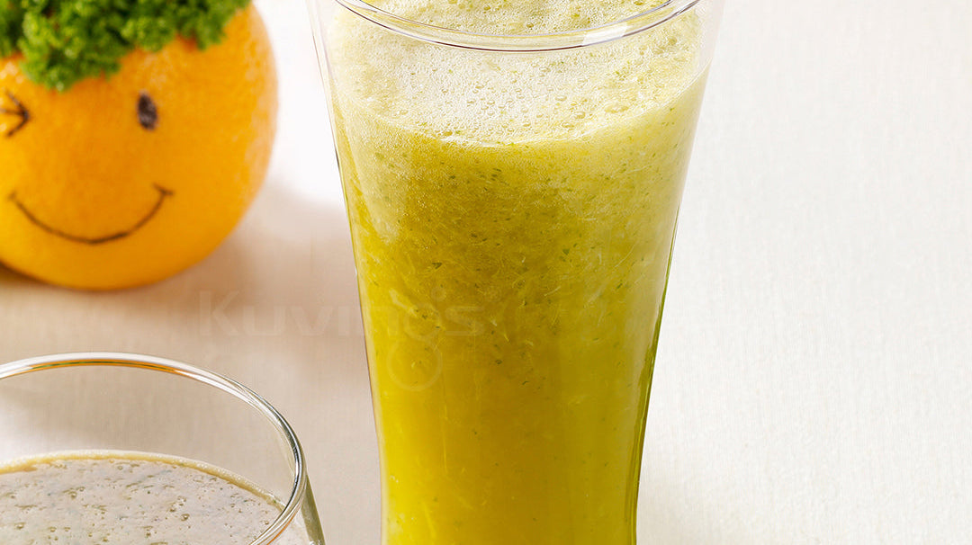 Crown Daisy and Tangerine Smoothie