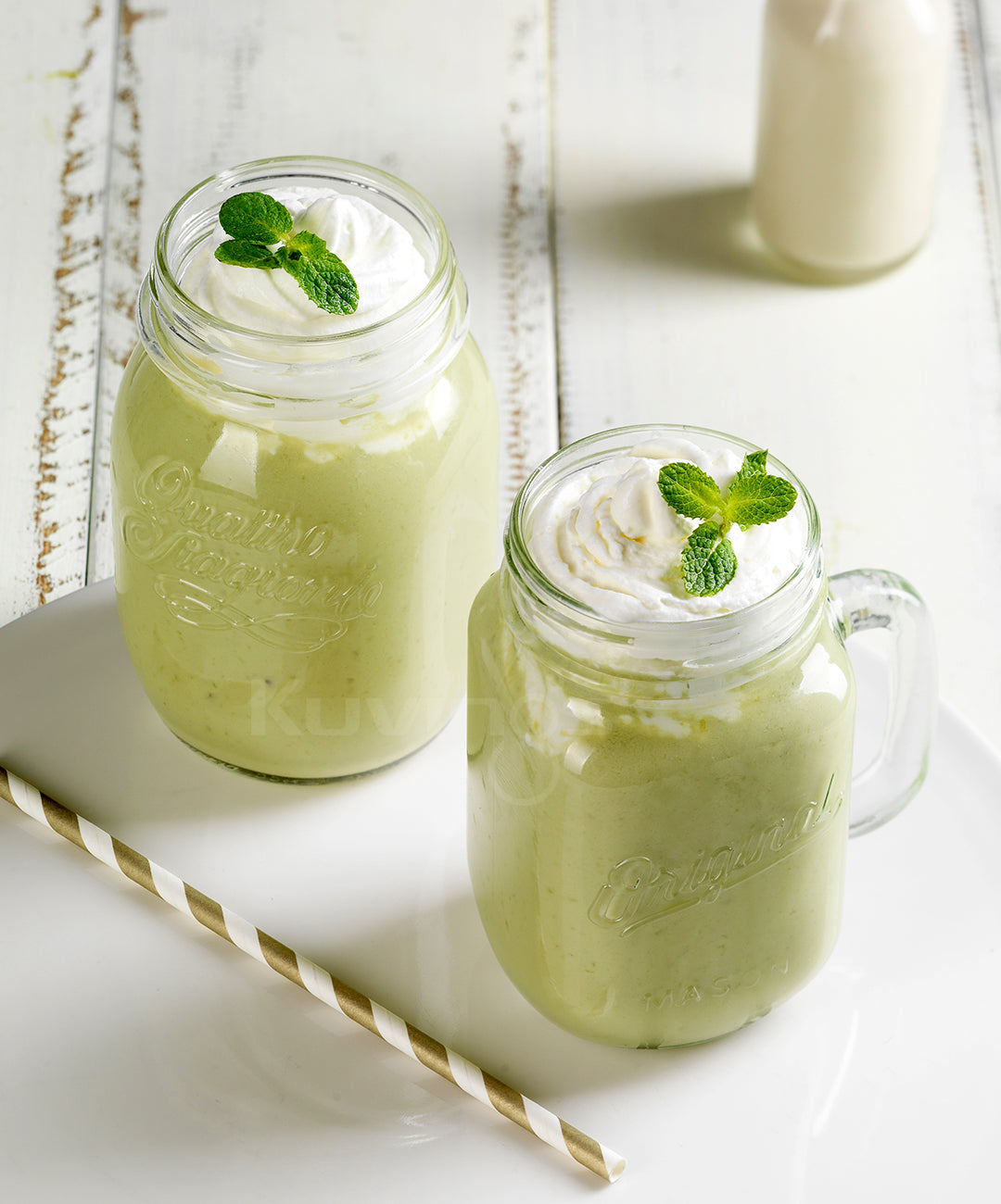 Avocado Pineapple Smoothie