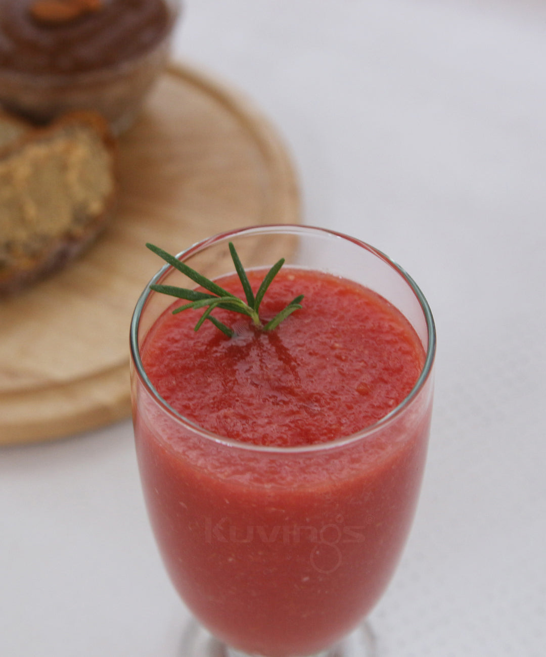 Cherry Tomato and Apple Juice