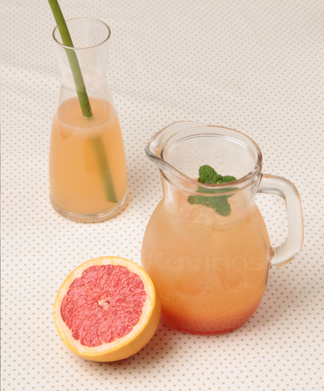 Grapefruit and Korean Melon Juice