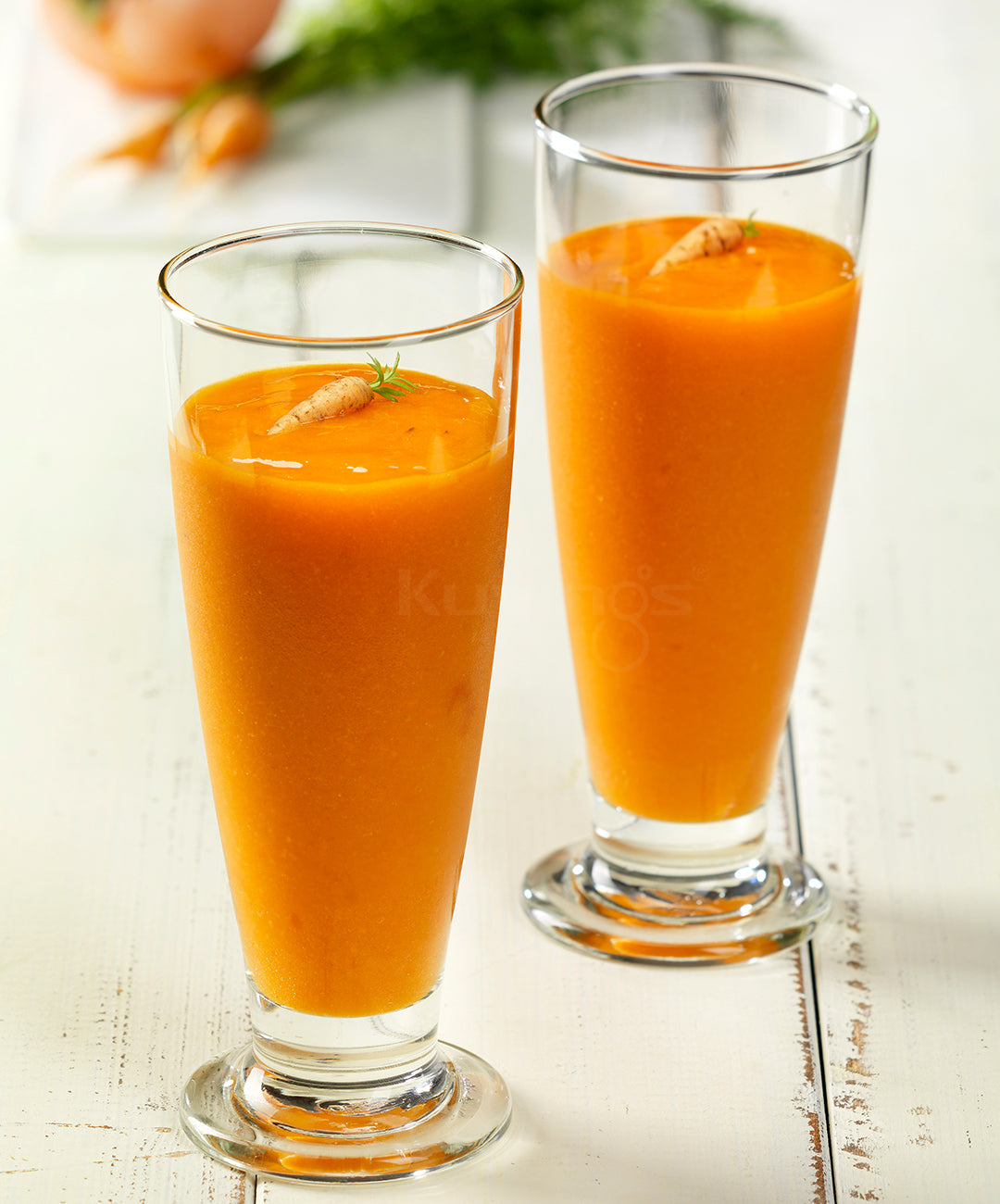 Ripe persimmon and Carrot Smoothie